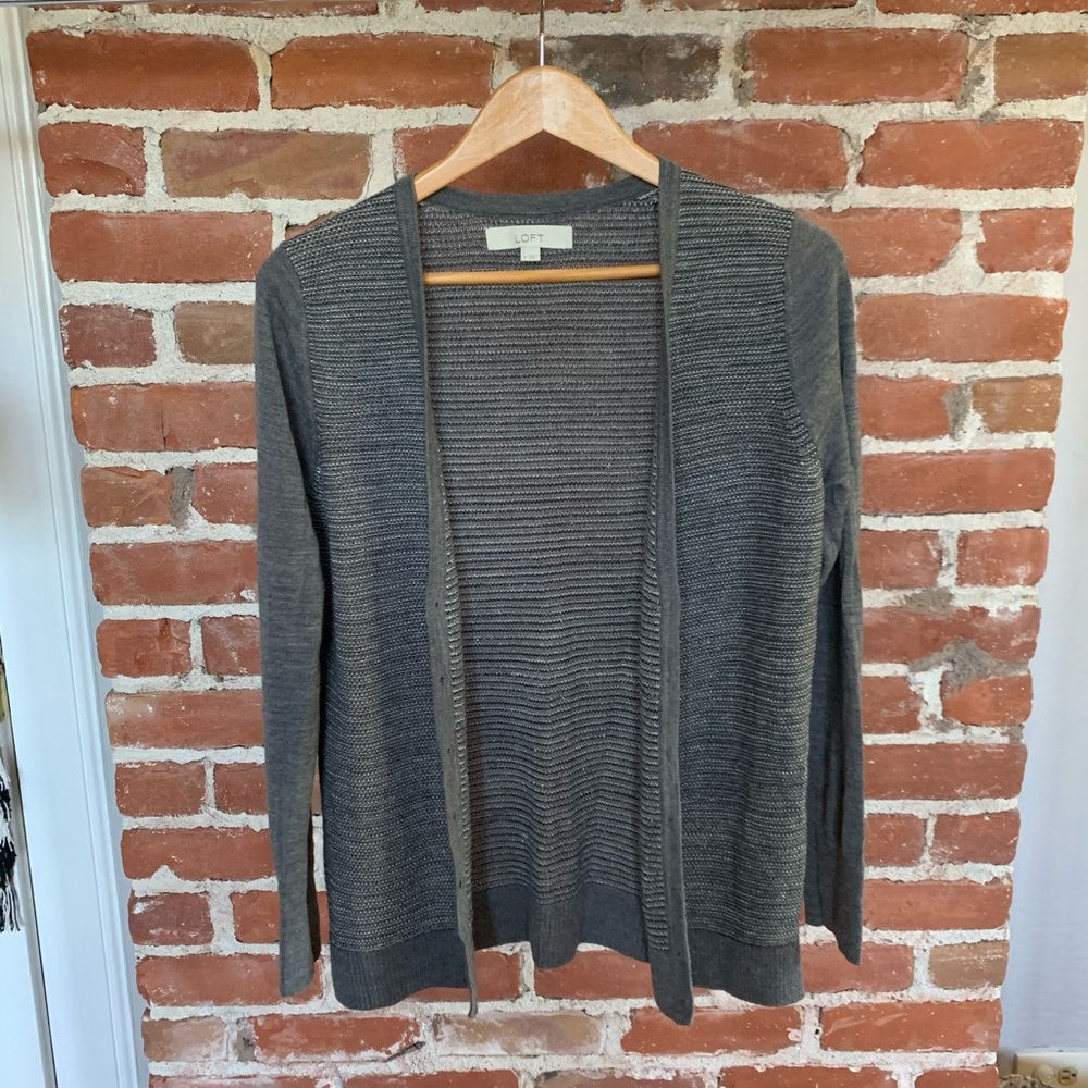 Ann Taylor LOFT grey silver sweater button knit M